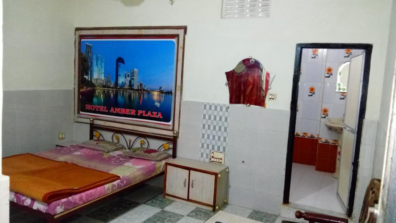 Amber Plaza Hotel Chittorgarh Kültér fotó